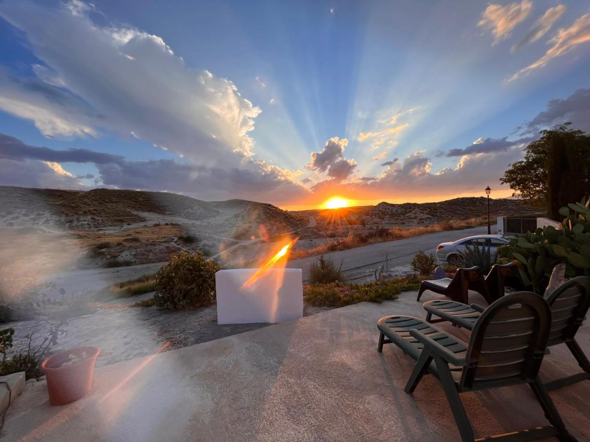 Los Carriones Cave Holidays Andalucia מראה חיצוני תמונה