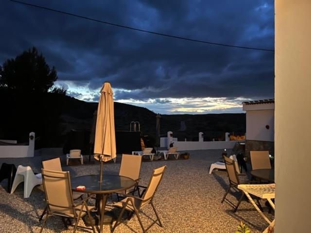 Los Carriones Cave Holidays Andalucia מראה חיצוני תמונה